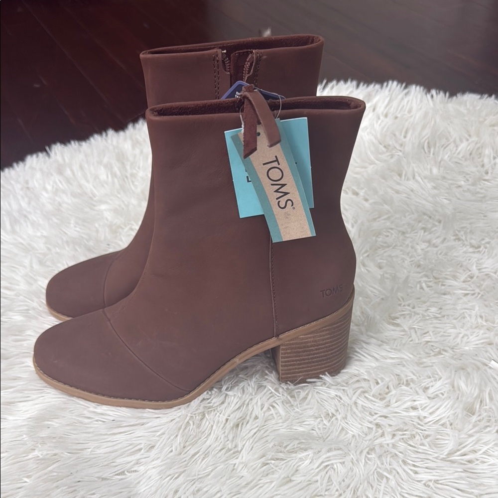 TOMS Women's Chocolate Heeled Boots